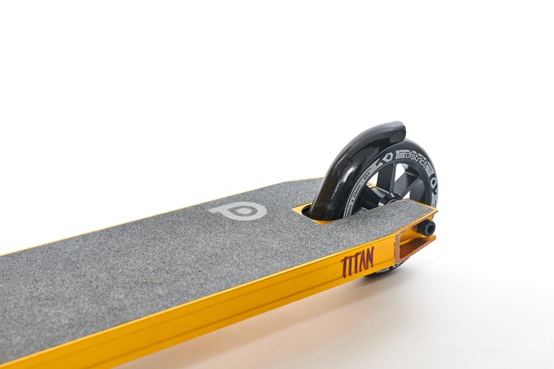 District Titan Complete - Ano Gold/Black w 120mm wheels