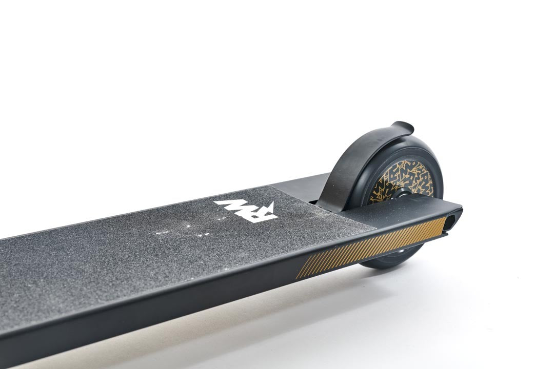 Nitro Circus RW Signature Scooter 500 - Satin Black / Gloss Black / Satin Black