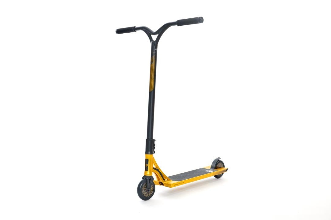 Nitro Circus RW Signature Scooter 560 - Ano Gold / Gloss Black / Satin Black