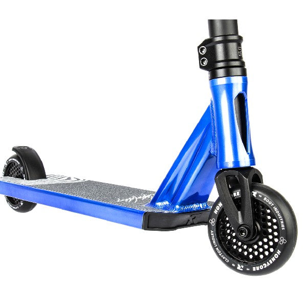 ROOT INDUSTRIES | Complete Scooter | Invictus Signature | Clayton Lindley