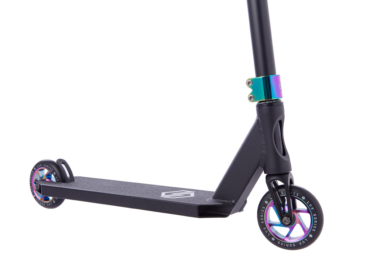 STRIKER LUX COMPLETE SCOOTER BLK / RAINBOW