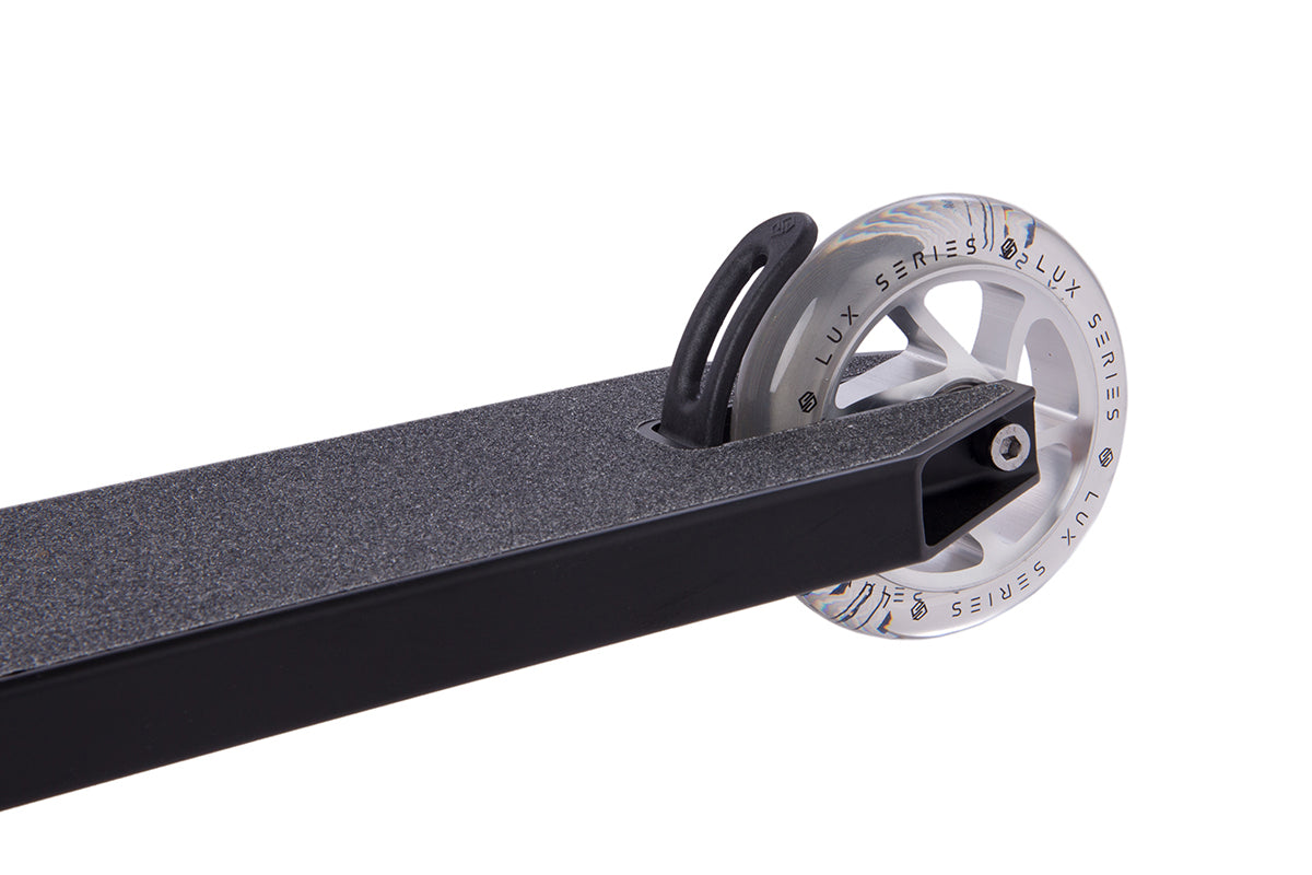 STRIKER LUX COMPLETE SCOOTER BLK / SILVER
