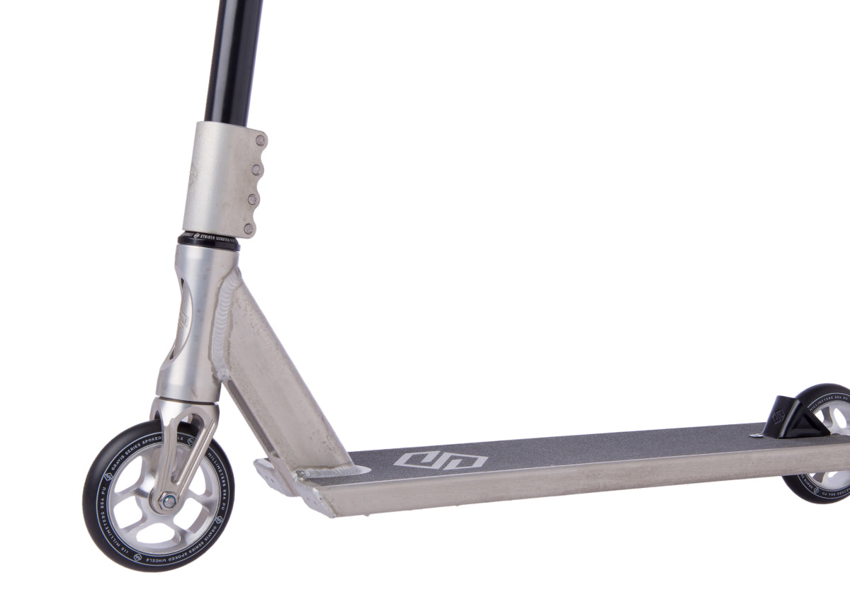 Striker Gravis Complete Scooter S Raw