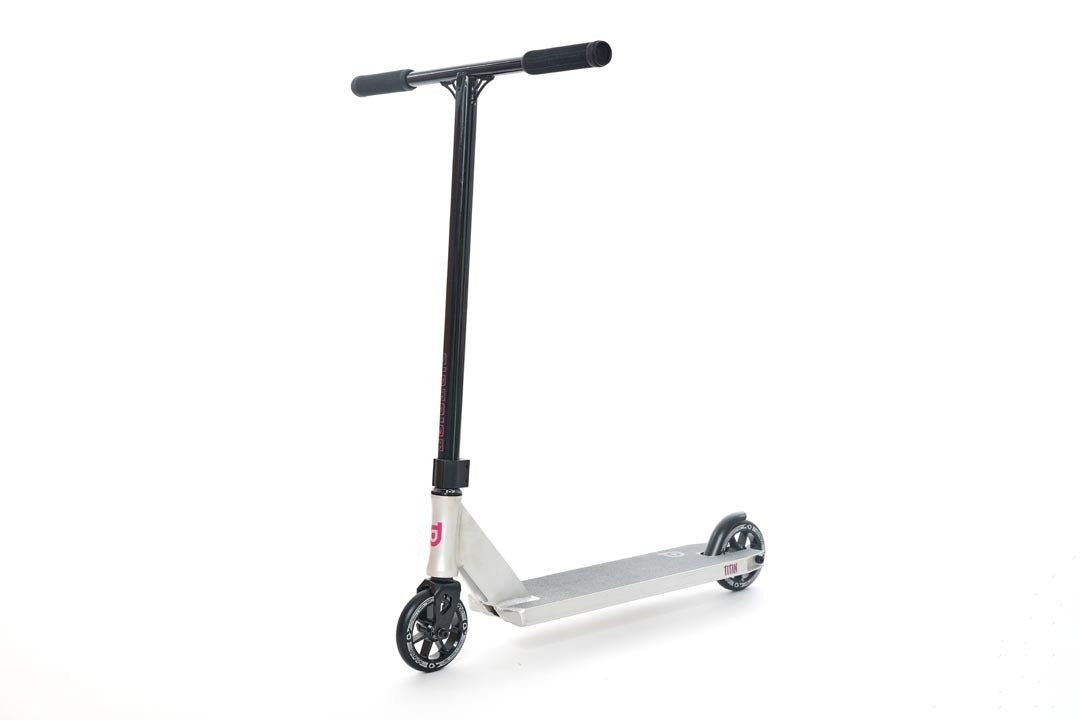 District scooters 2024